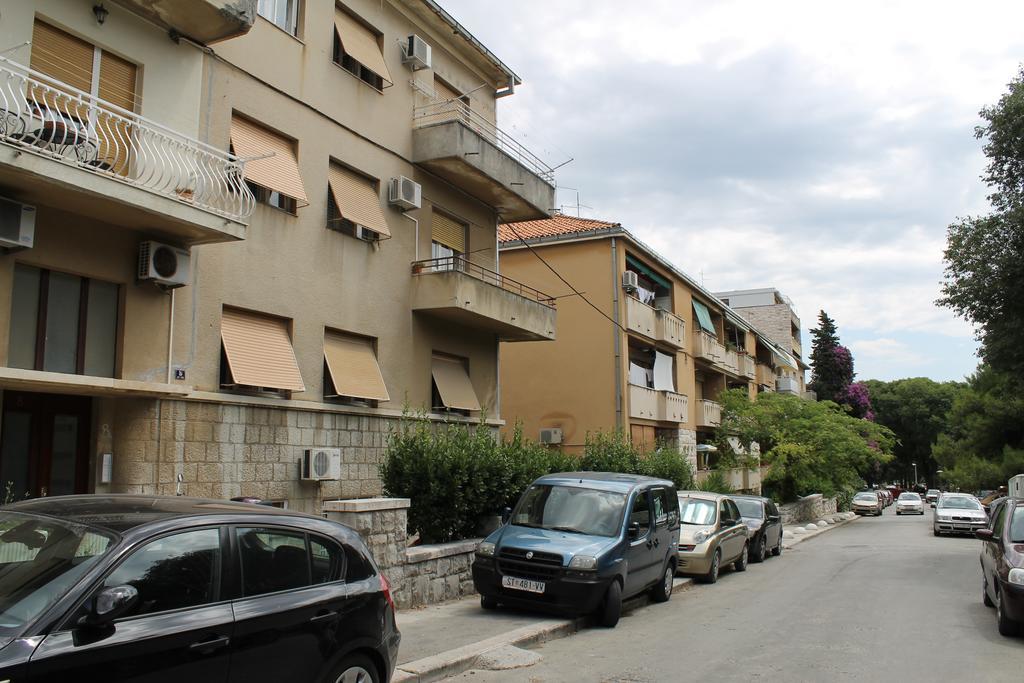 Apartment Devivi Adris Split Cameră foto